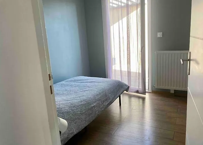Quai Sud - Gare, 100 M2, Parking, Wifi, Superette, Lave Linge
