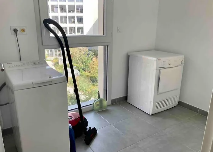 Quai Sud - Gare, 100 M2, Parking, Wifi, Superette, Lave Linge Daire Angers